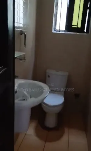 3bdrm House in Kwabenya for sale
