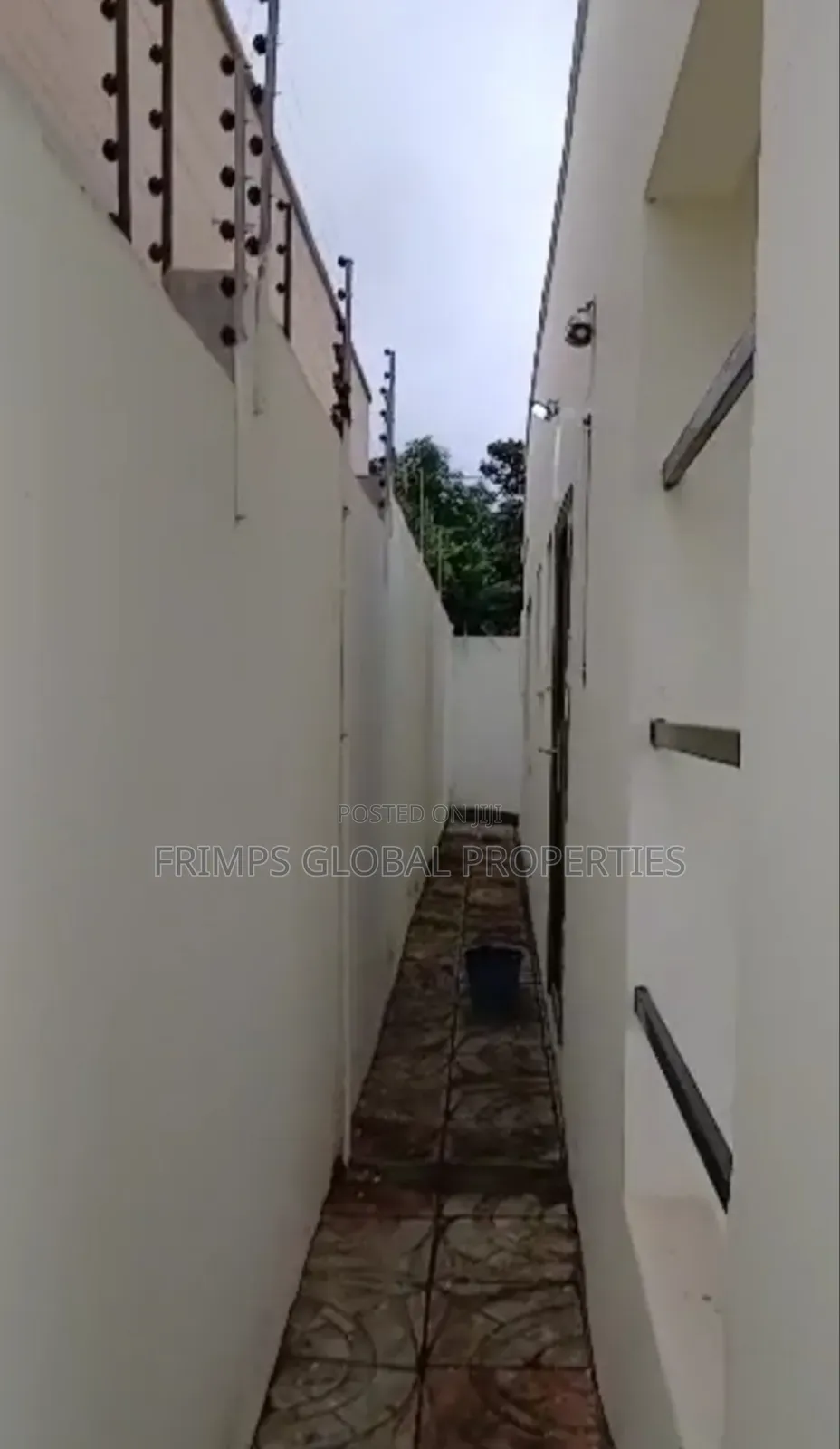 3bdrm House in Kwabenya for sale