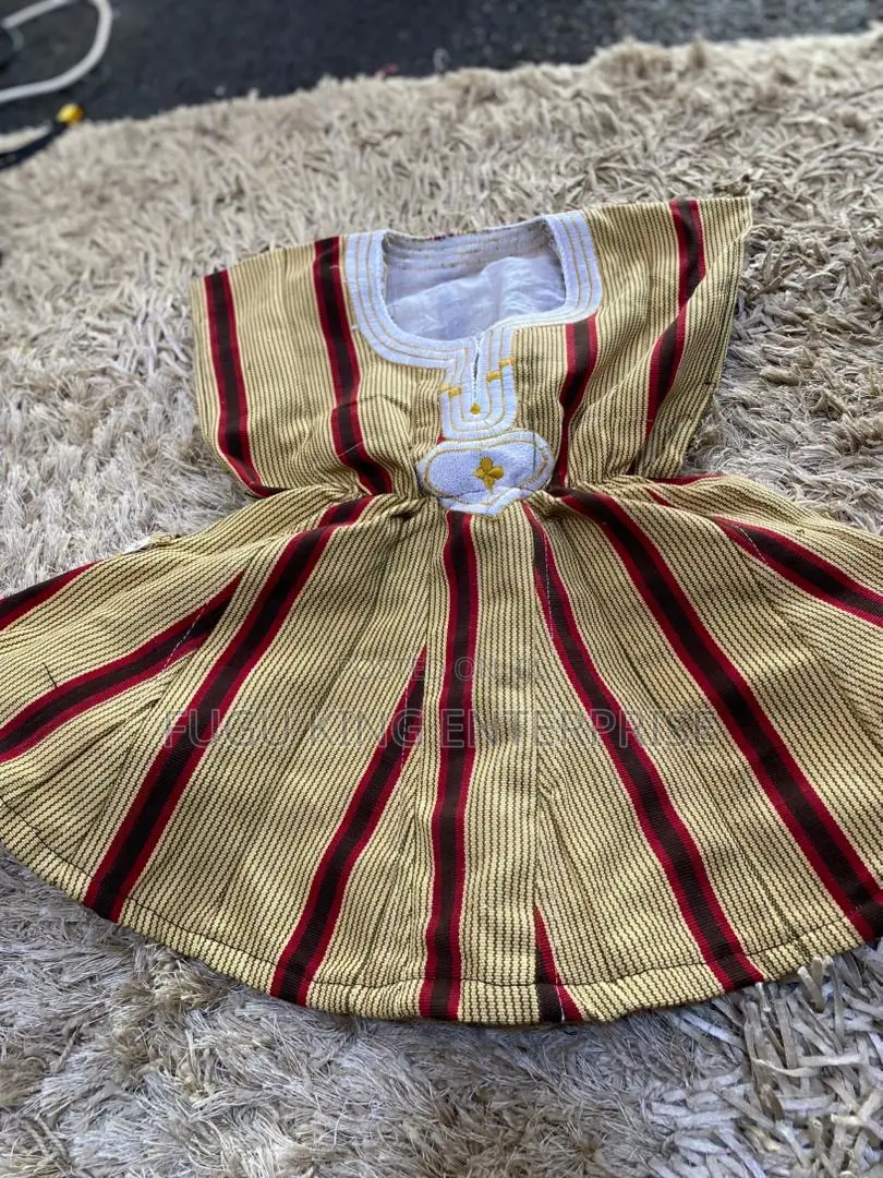 Ladies Smock Both for Adult and Kids