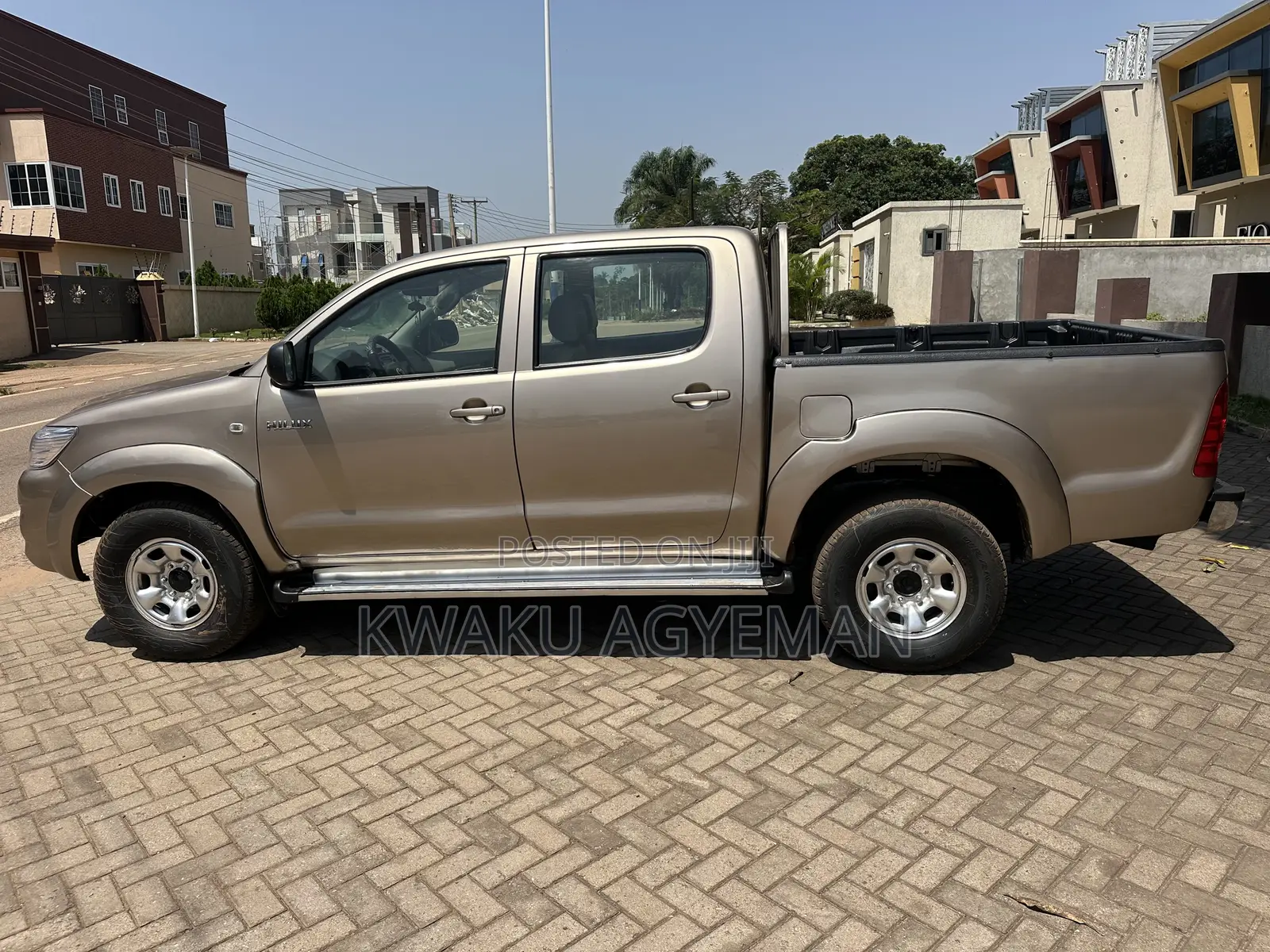 Toyota Hilux 2009 Gray