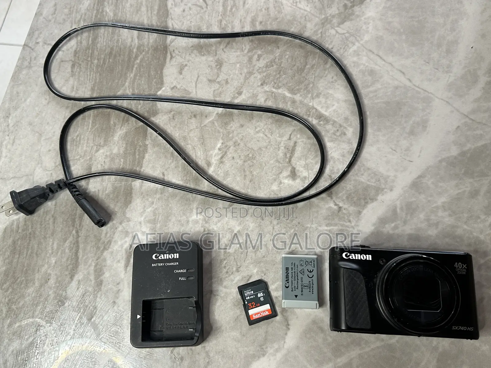Canon 40x Digital Camera Power Shot With Tripod