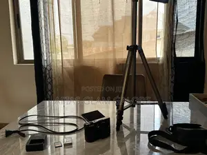 Canon 40x Digital Camera Power Shot With Tripod