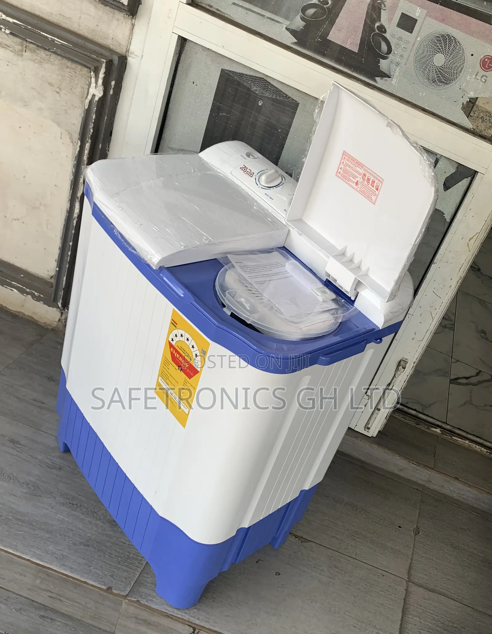 Ultra Modern White Topload Zara 7kg Electric Semiautomatic Washer