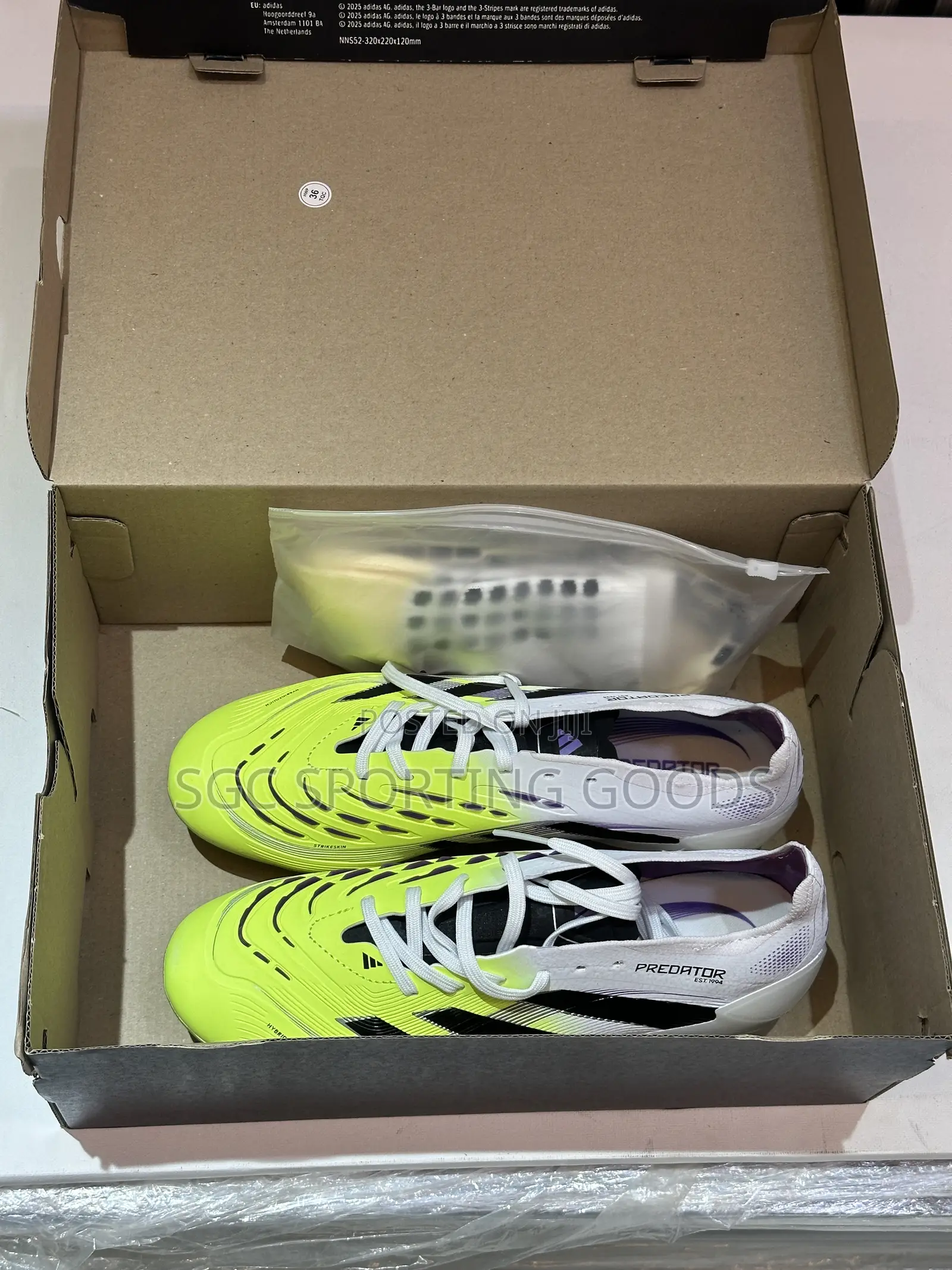 Adidas Predator , Flip Over Tongue in Green Color // Original Quality