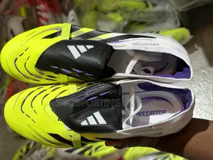 Adidas Predator , Flip Over Tongue in Green Color // Original Quality