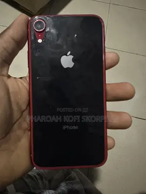 Apple iPhone XR 64 GB Red