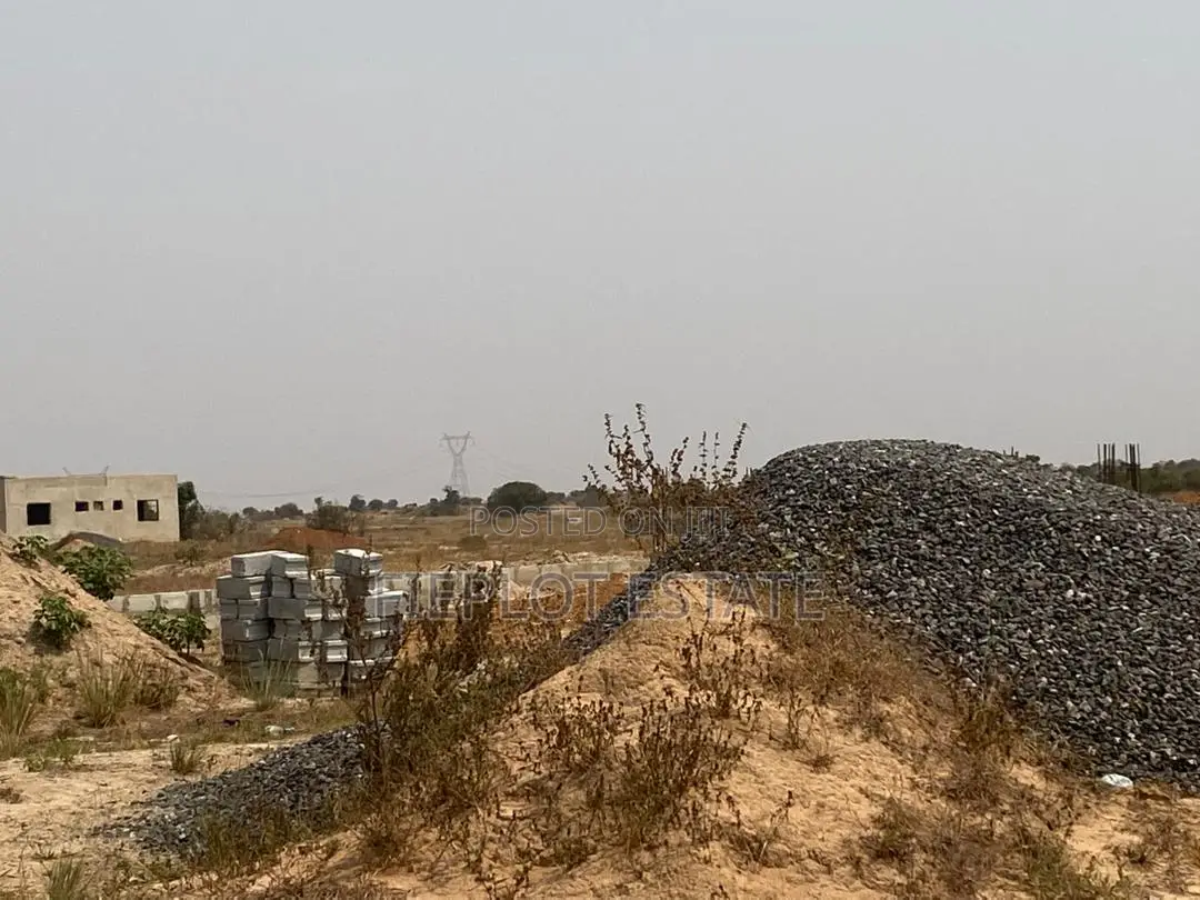 Prime Full Plot Near Skyport City, Tsopoli