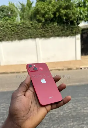 Apple iPhone 13 256 GB Red