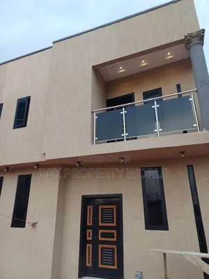 3bdrm Duplex in Ga East Municipal for sale