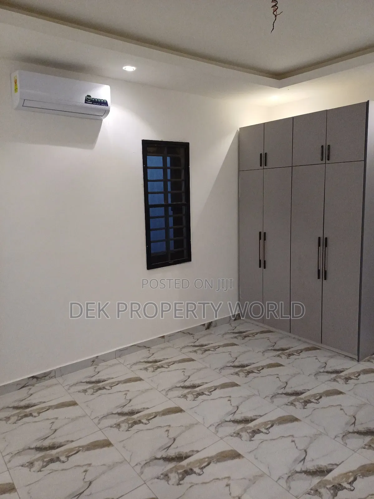 3bdrm Duplex in Ga East Municipal for sale