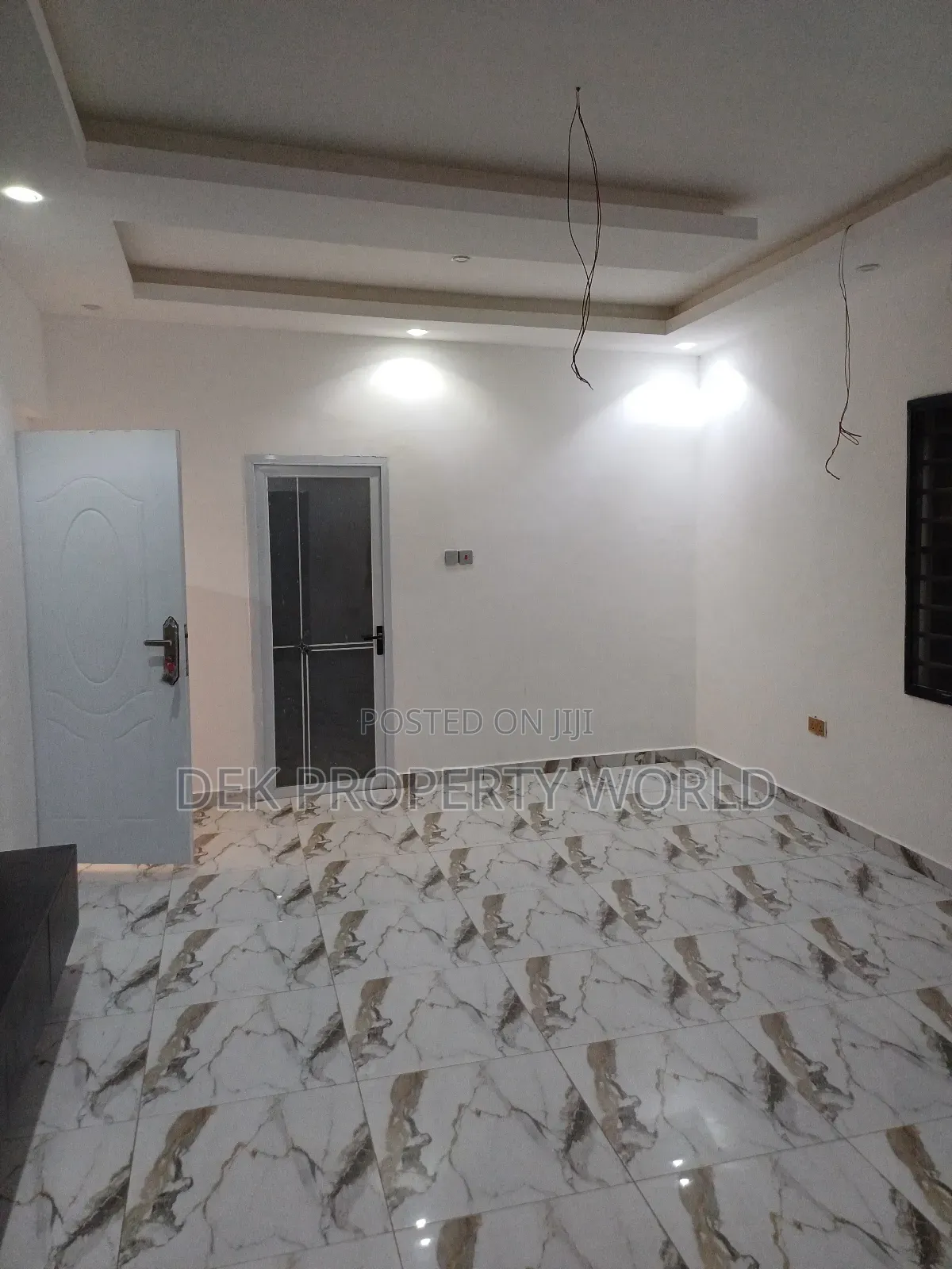 3bdrm Duplex in Ga East Municipal for sale