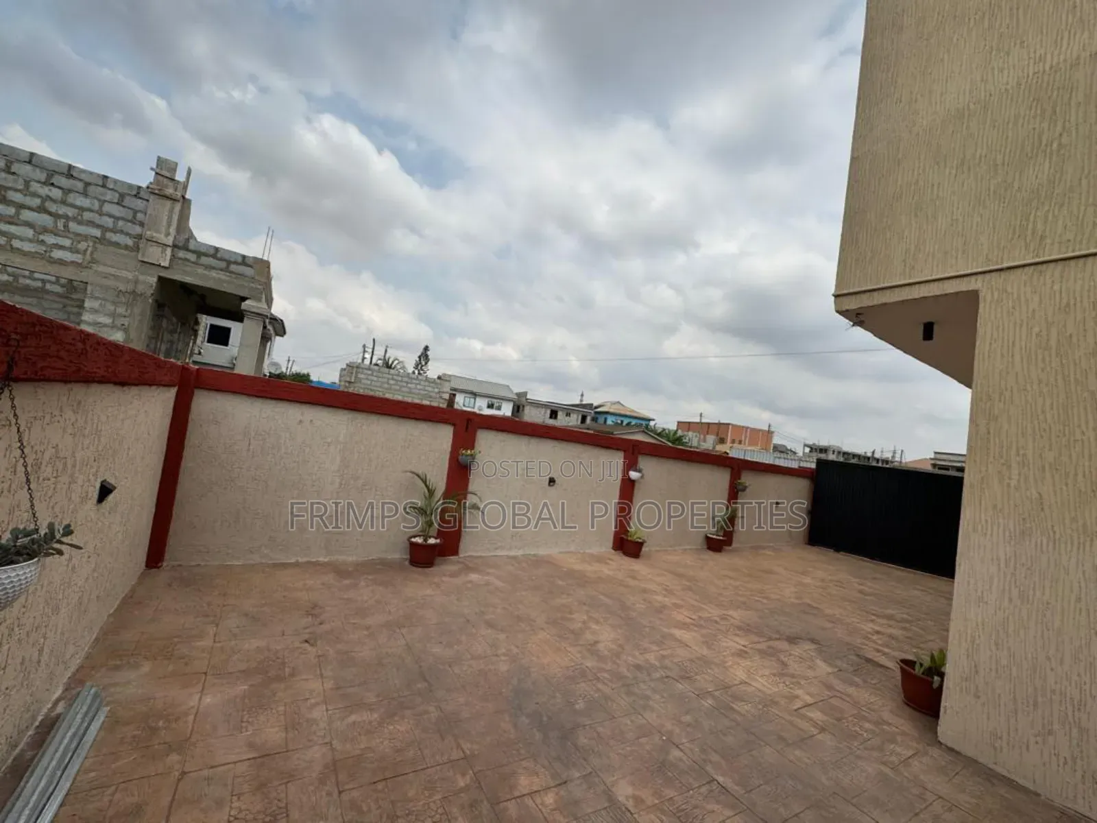 3bdrm House in Tema Metropolitan for sale