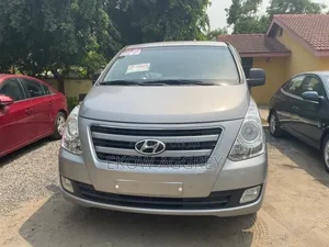 Hyundai Starex 2017 Silver