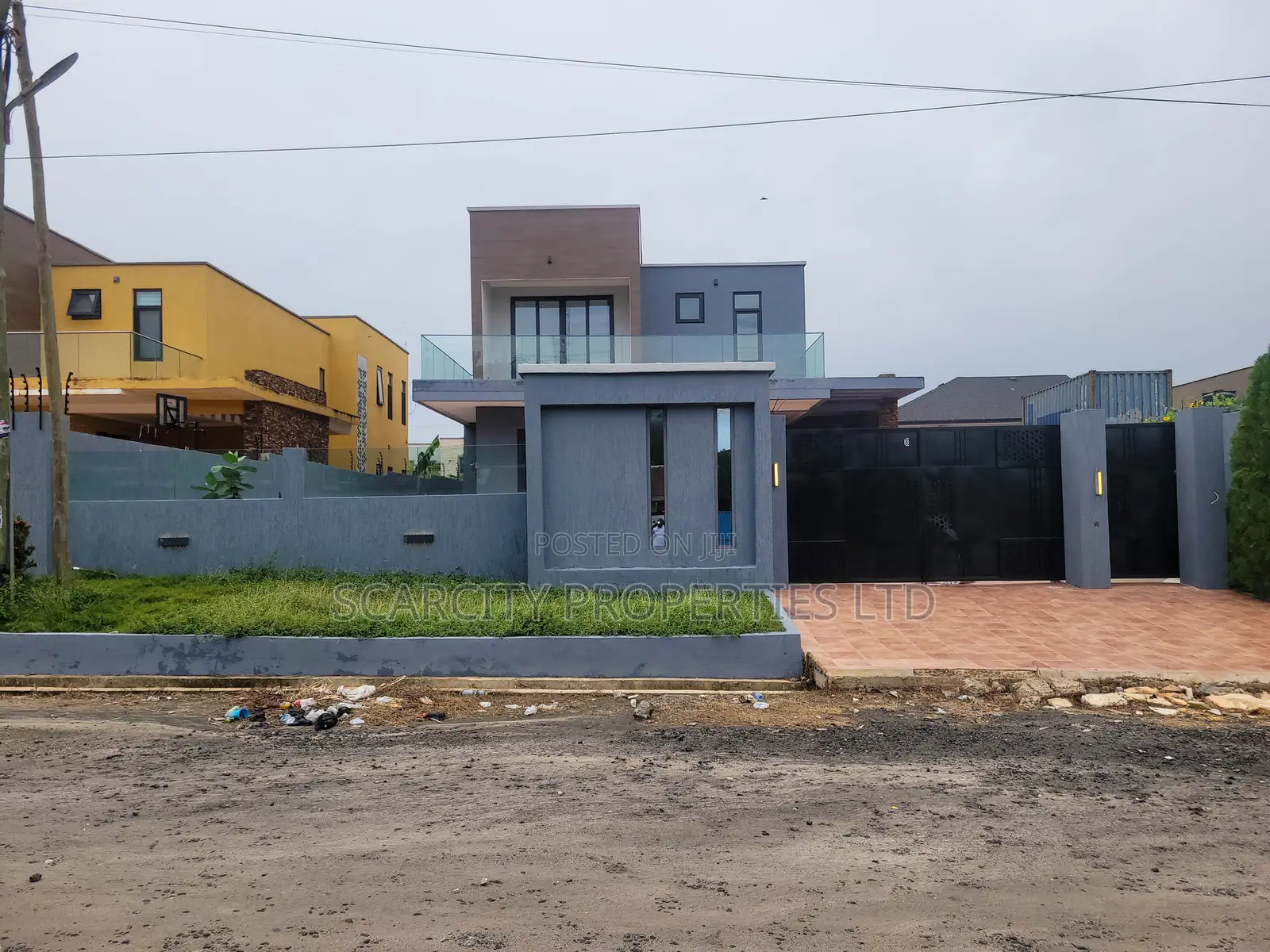 4bdrm House in East Legon for sale