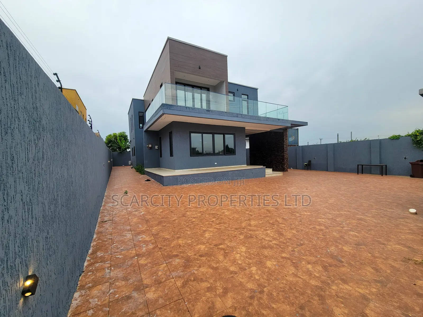 4bdrm House in East Legon for sale