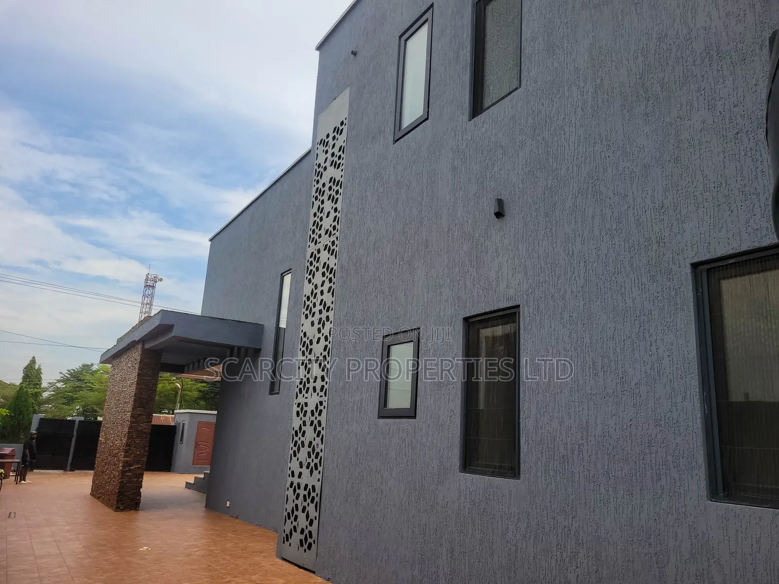 4bdrm House in East Legon for sale