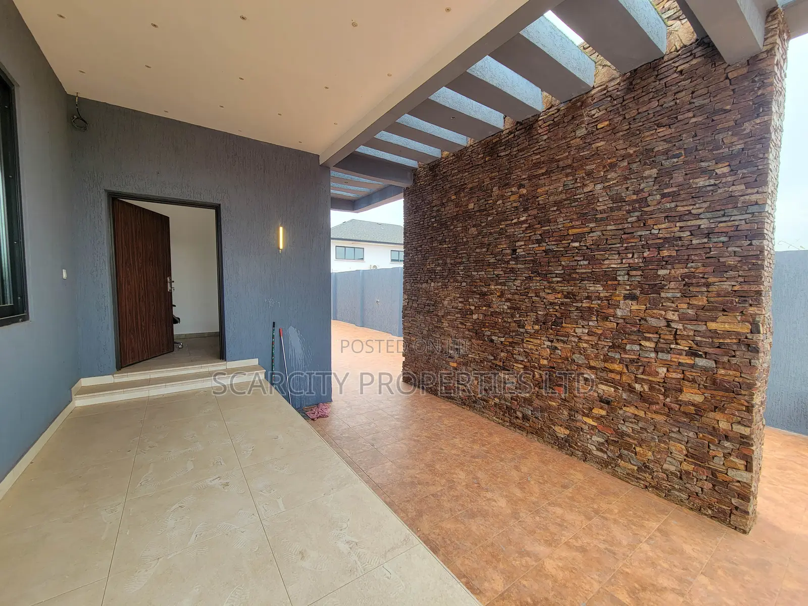 4bdrm House in East Legon for sale