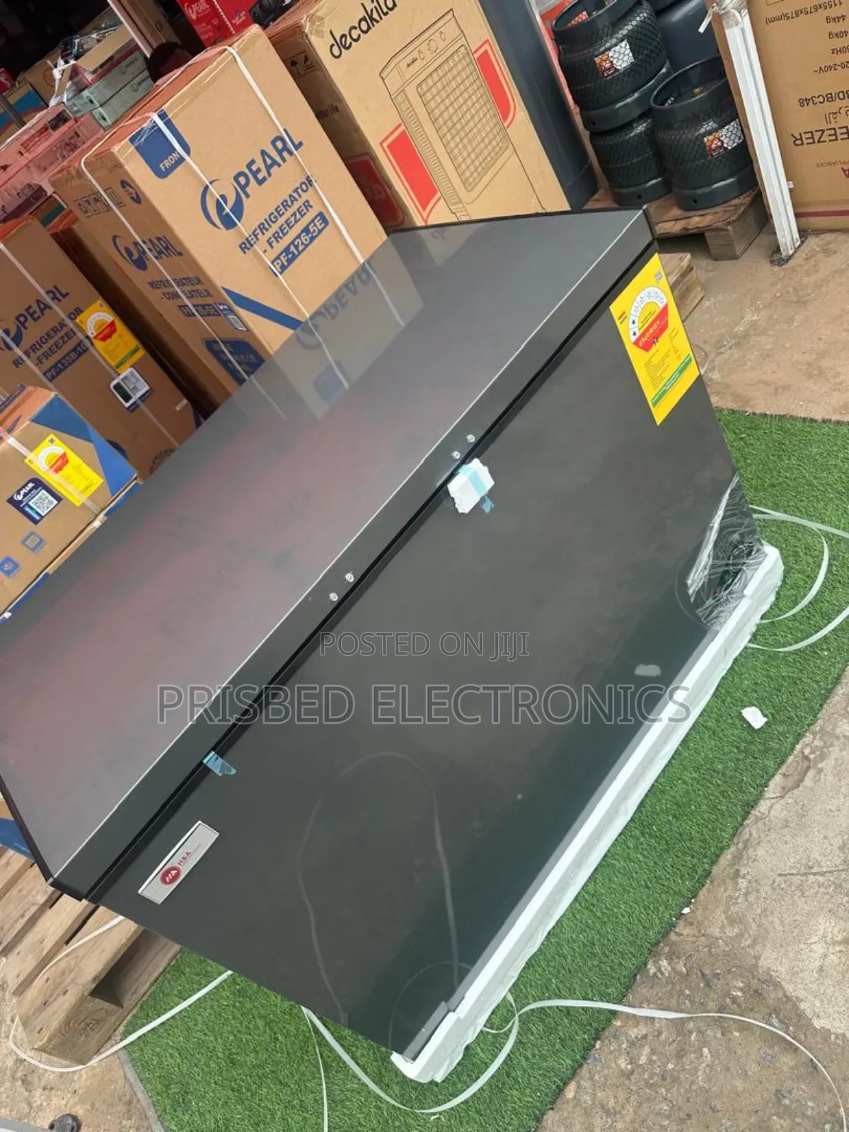 H a Durable Freezer 348 Litres