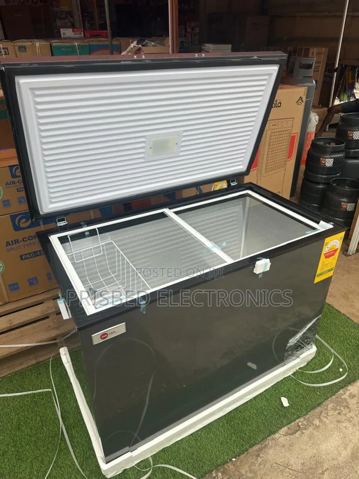 H a Durable Freezer 348 Litres