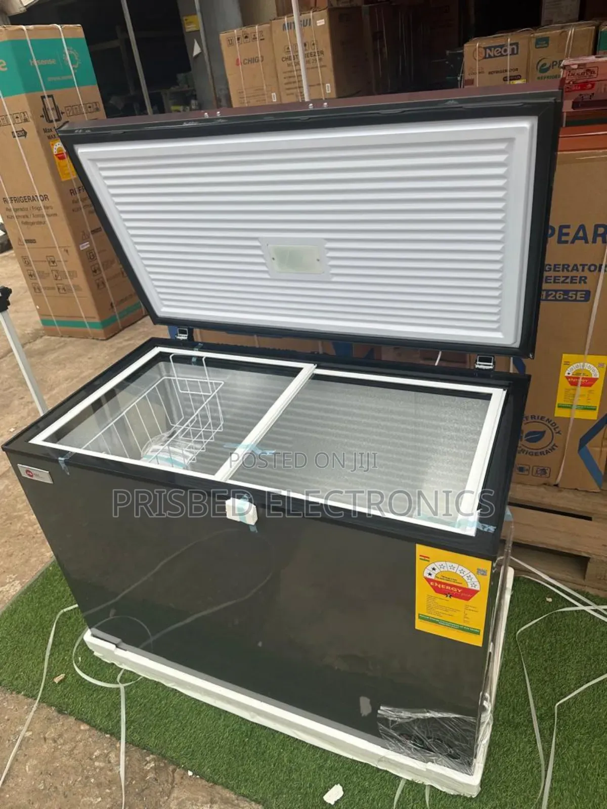 H a Durable Freezer 348 Litres