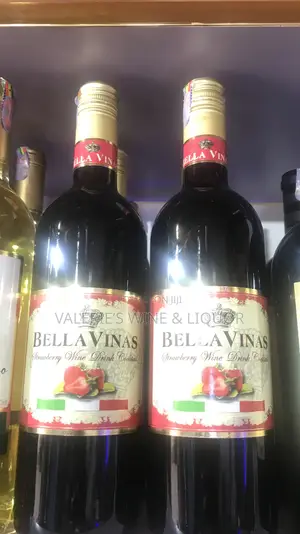 Bella Vinas Strawberry Red Wine -2l
