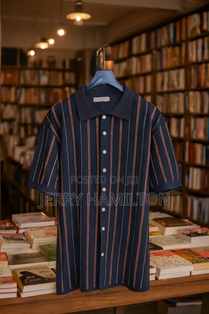 Knitted Short Sleeves Shirt