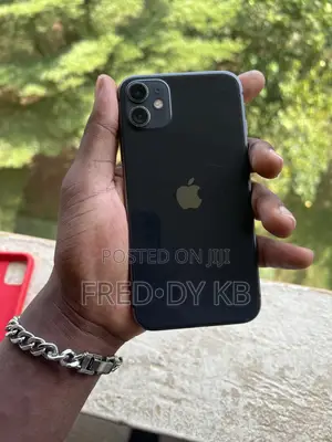 Apple iPhone 11 64 GB Black