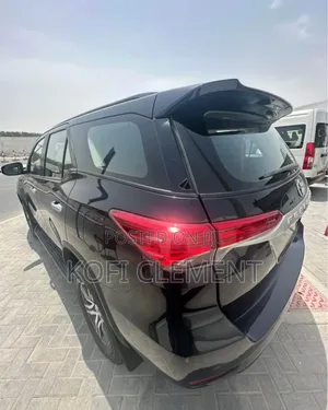 Toyota Fortuner 2021 Black