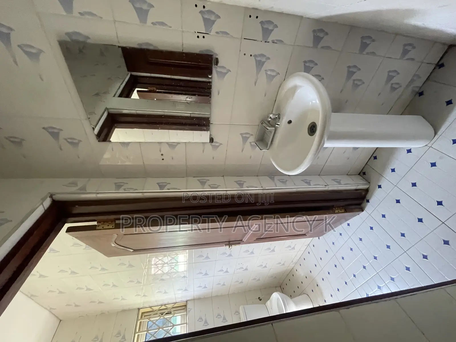 2bdrm Apartment in Kfs, West Hills Mall Area for rent