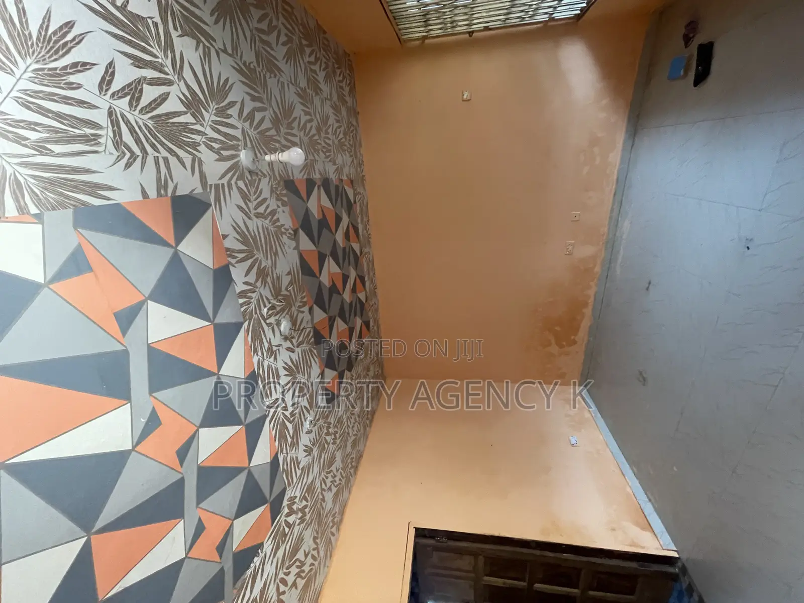 3bdrm Apartment in Kfs, Old Barrier for rent