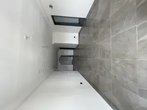 3bdrm Apartment in Kfs, Old Barrier for rent
