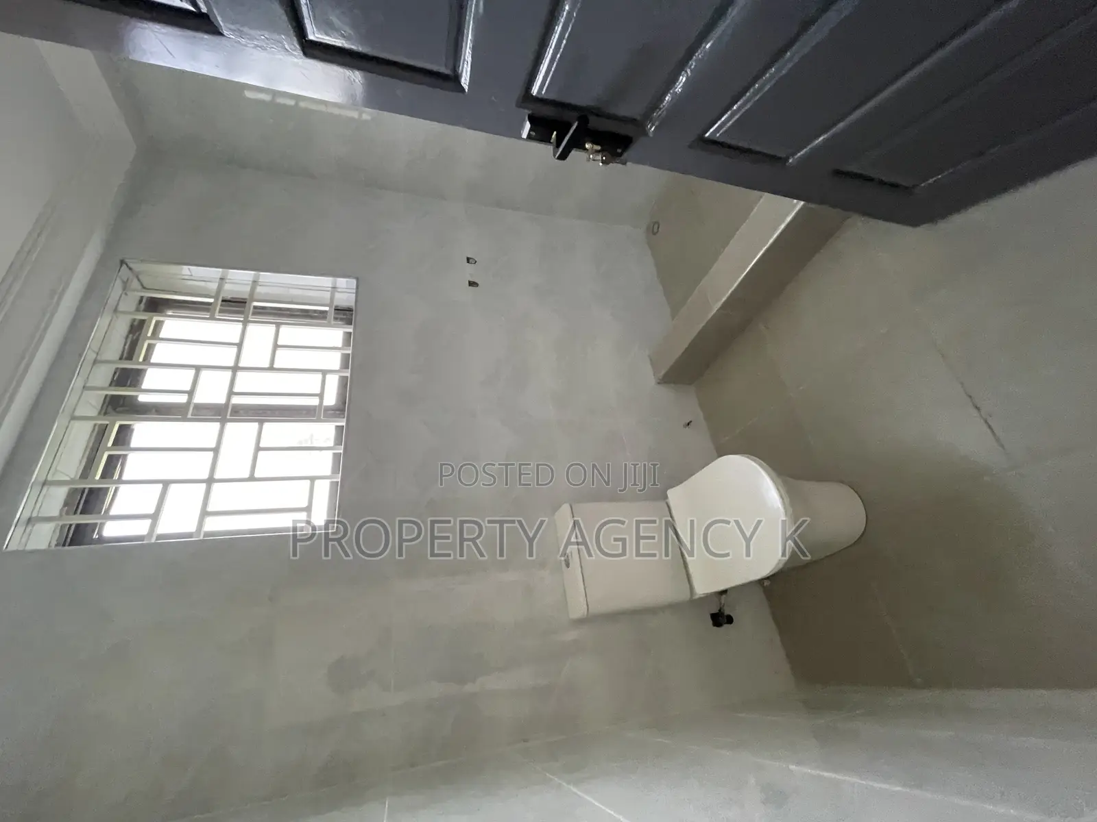 3bdrm Apartment in Kfs, Old Barrier for rent