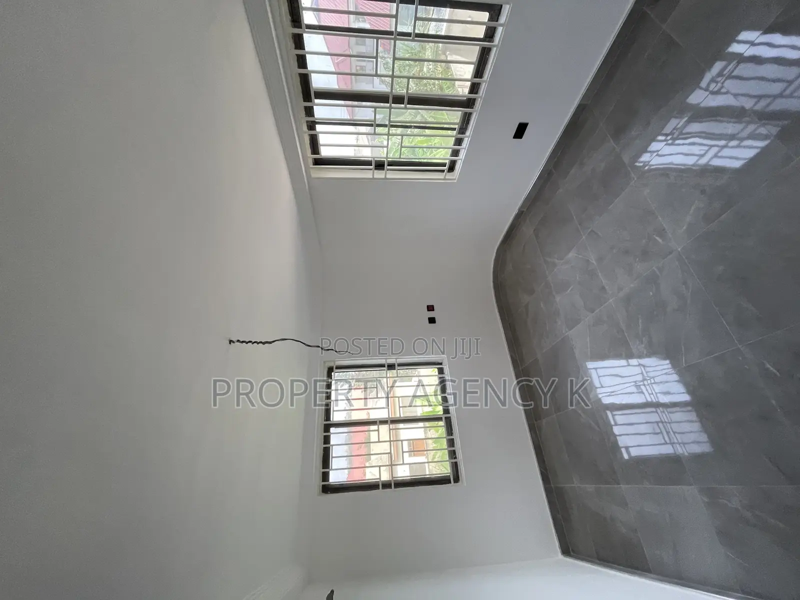 3bdrm Apartment in Kfs, Old Barrier for rent