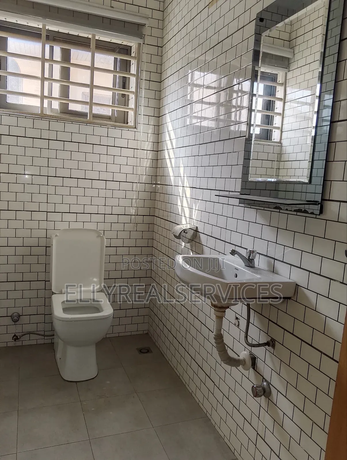 2bdrm Apartment in Ellyrealservices, Adenta for rent