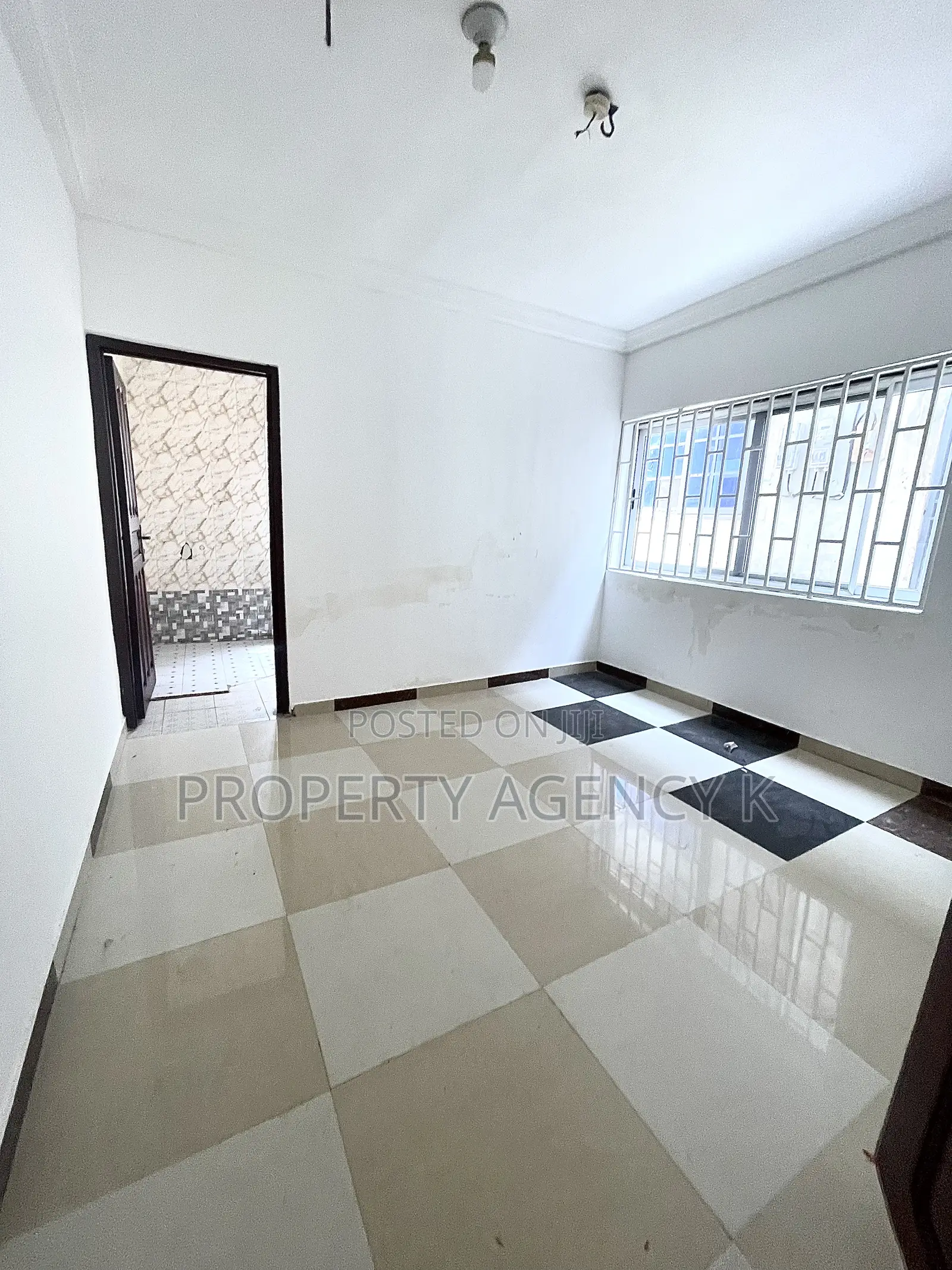 2bdrm Apartment in Kfs, Weija Junction for rent