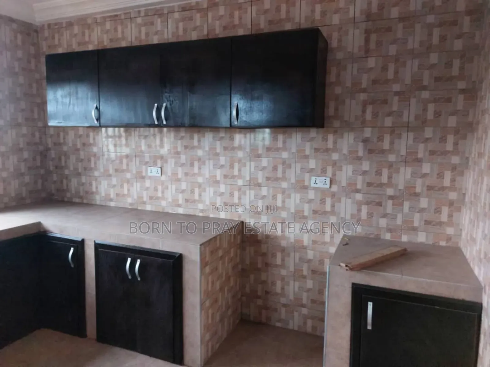 2bdrm Apartment in Born To Pray Estate, Ejisu-Juaben Municipal for rent