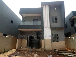 First-Elegant 4 Bedroom House - East Legon Hilla