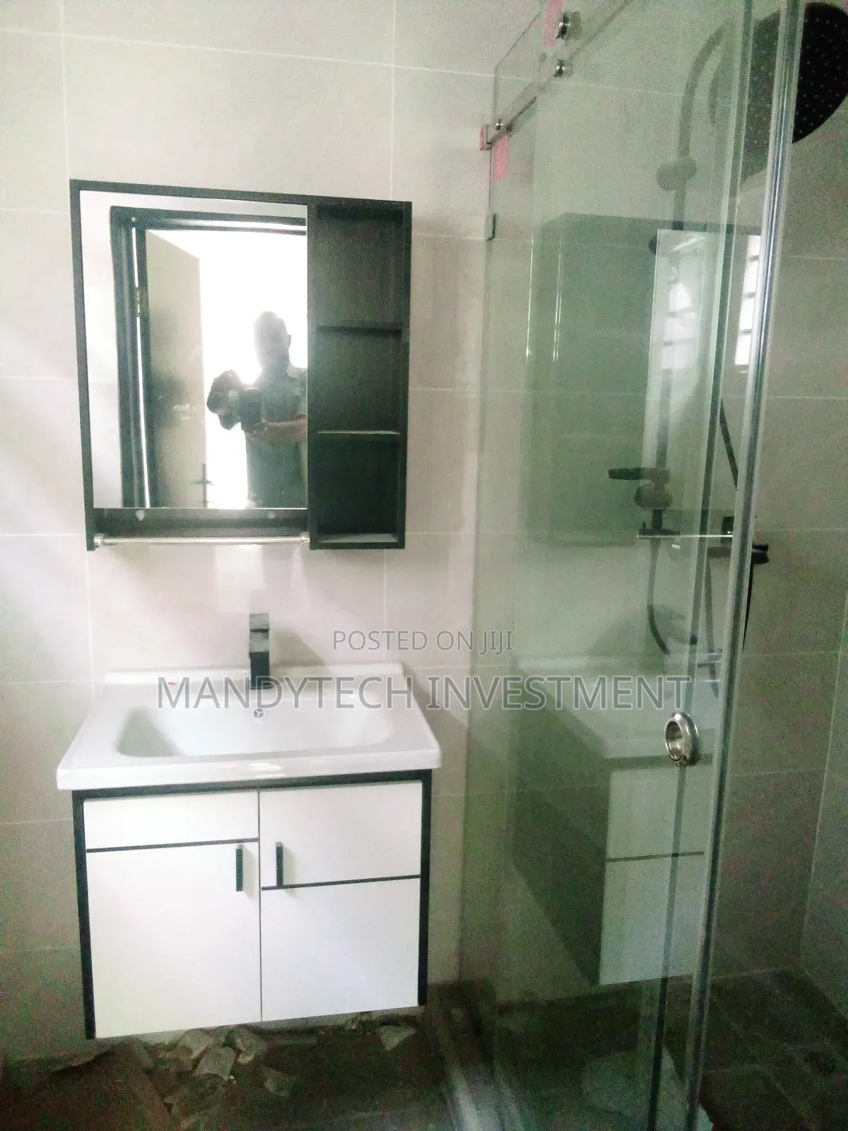 First-Elegant 4 Bedroom House - East Legon Hilla