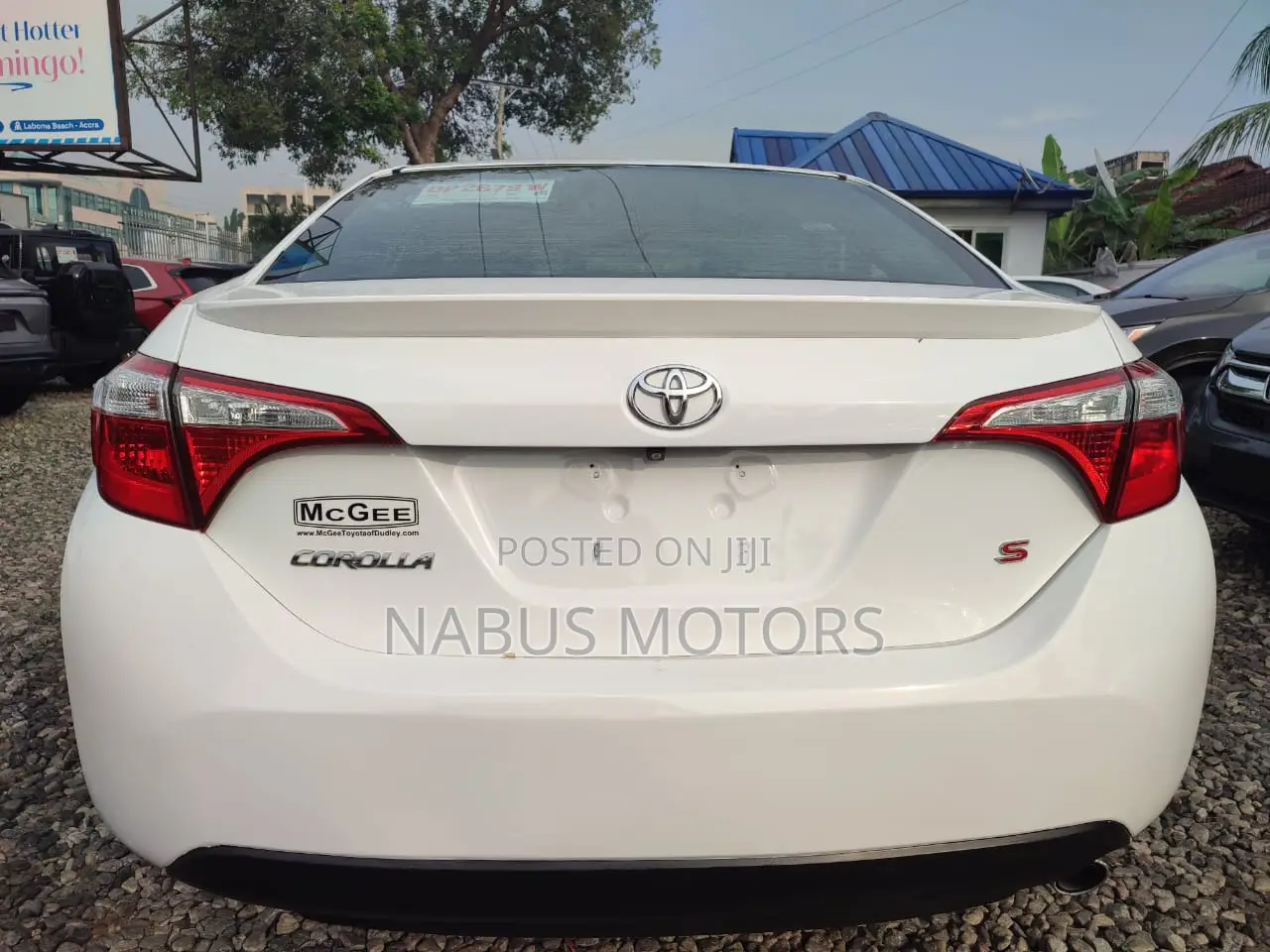 Toyota Corolla 2018 White