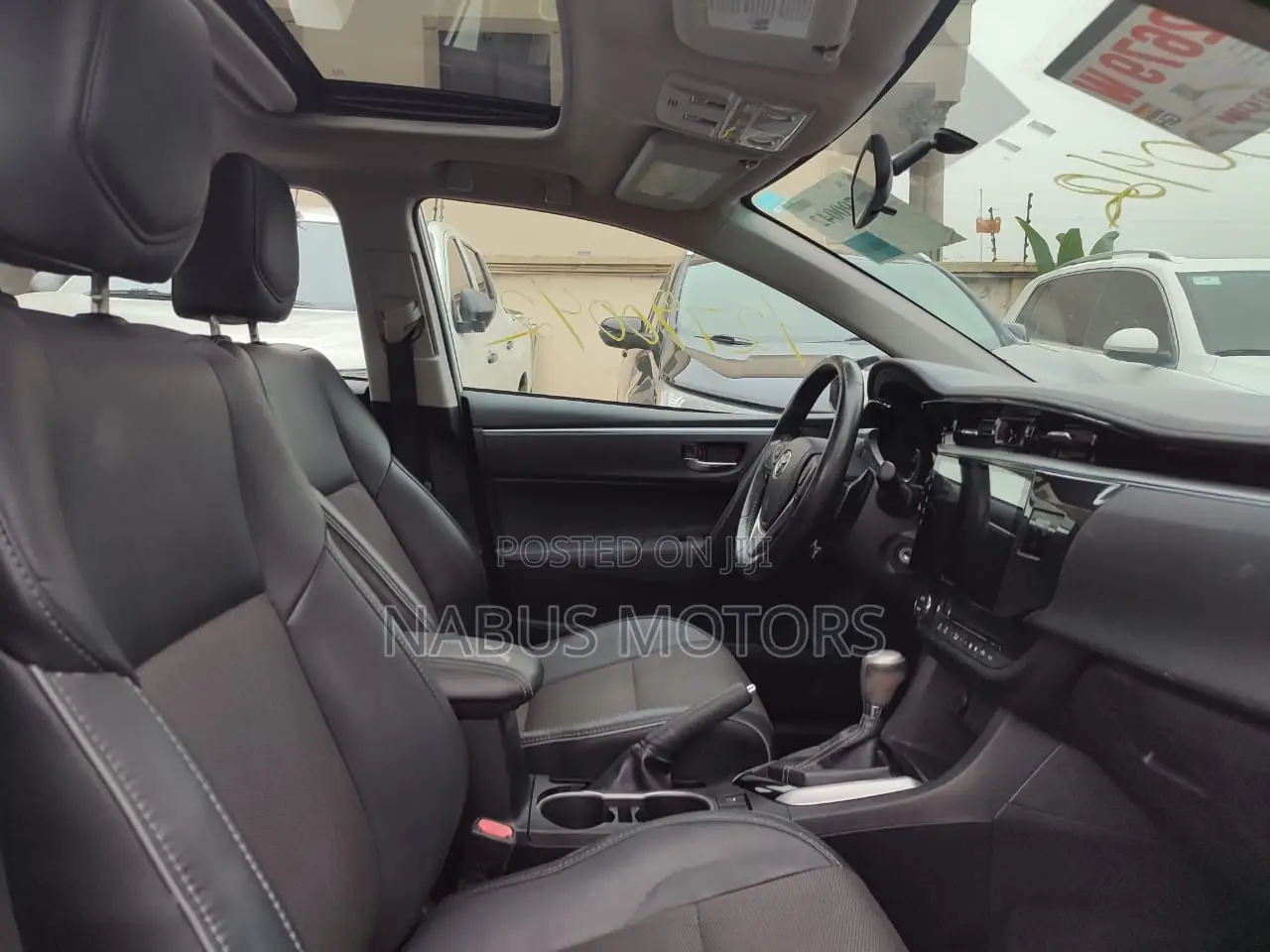 Toyota Corolla 2018 White