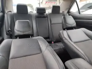 Toyota Corolla 2018 White