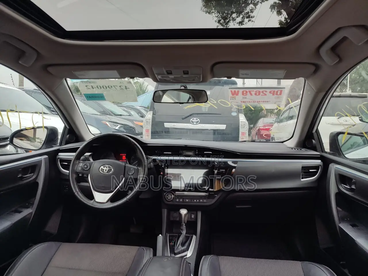 Toyota Corolla 2018 White