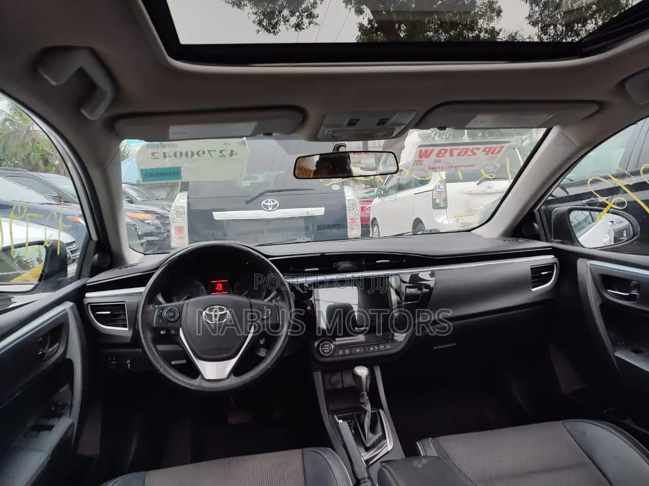 Toyota Corolla 2018 White