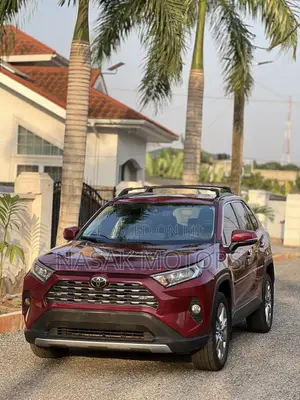 Toyota RAV4 Limited AWD 2019 Red