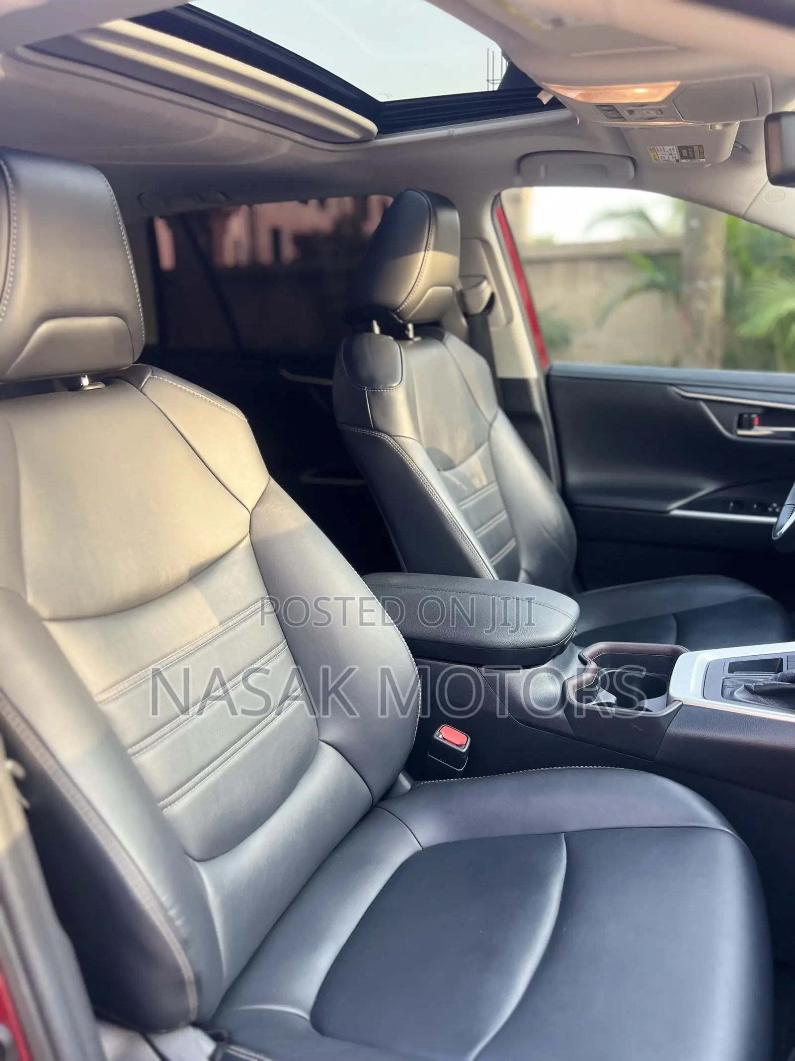 Toyota RAV4 Limited AWD 2019 Red