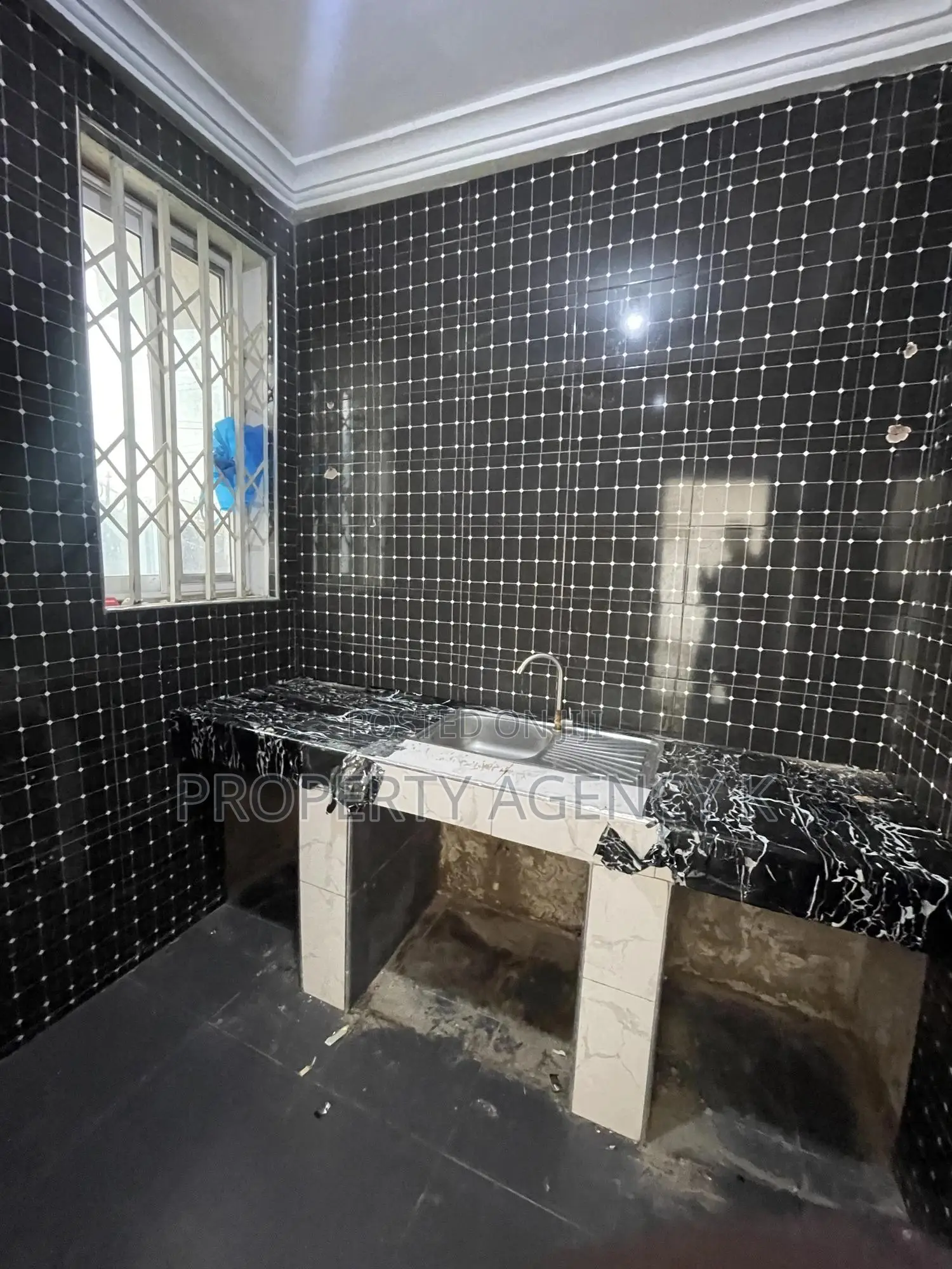 1bdrm Apartment in Accad Properties, Old Barrier for rent