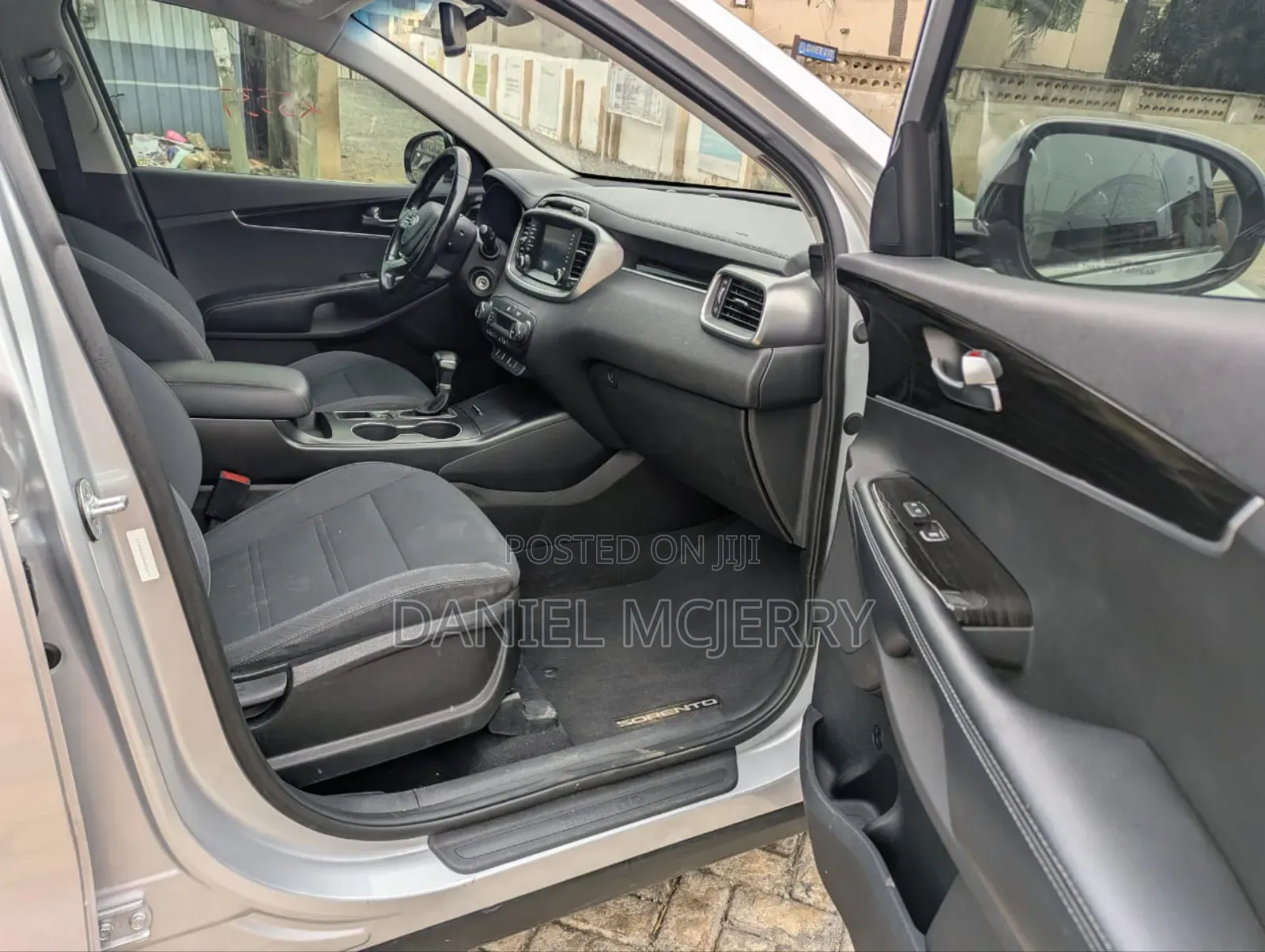 Kia Sorento 2.4L LX AWD 2019 Silver