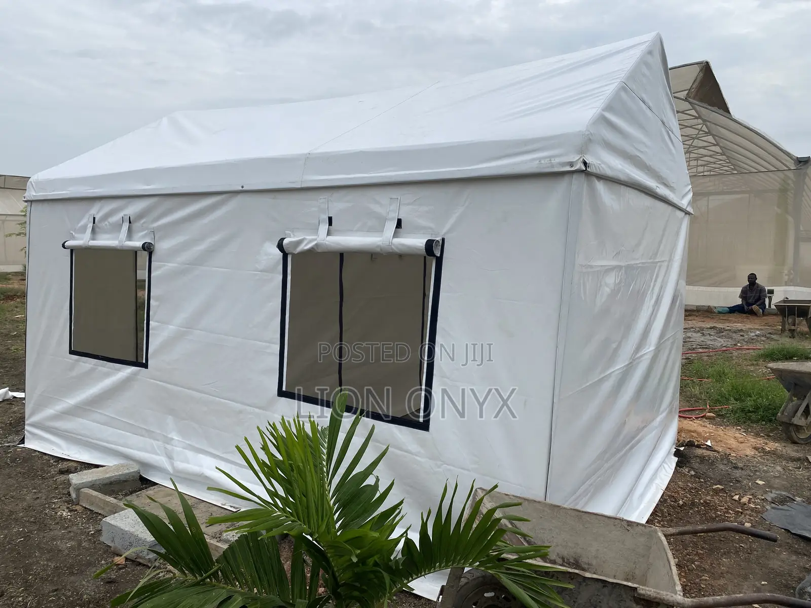12x12 All Sides Covered