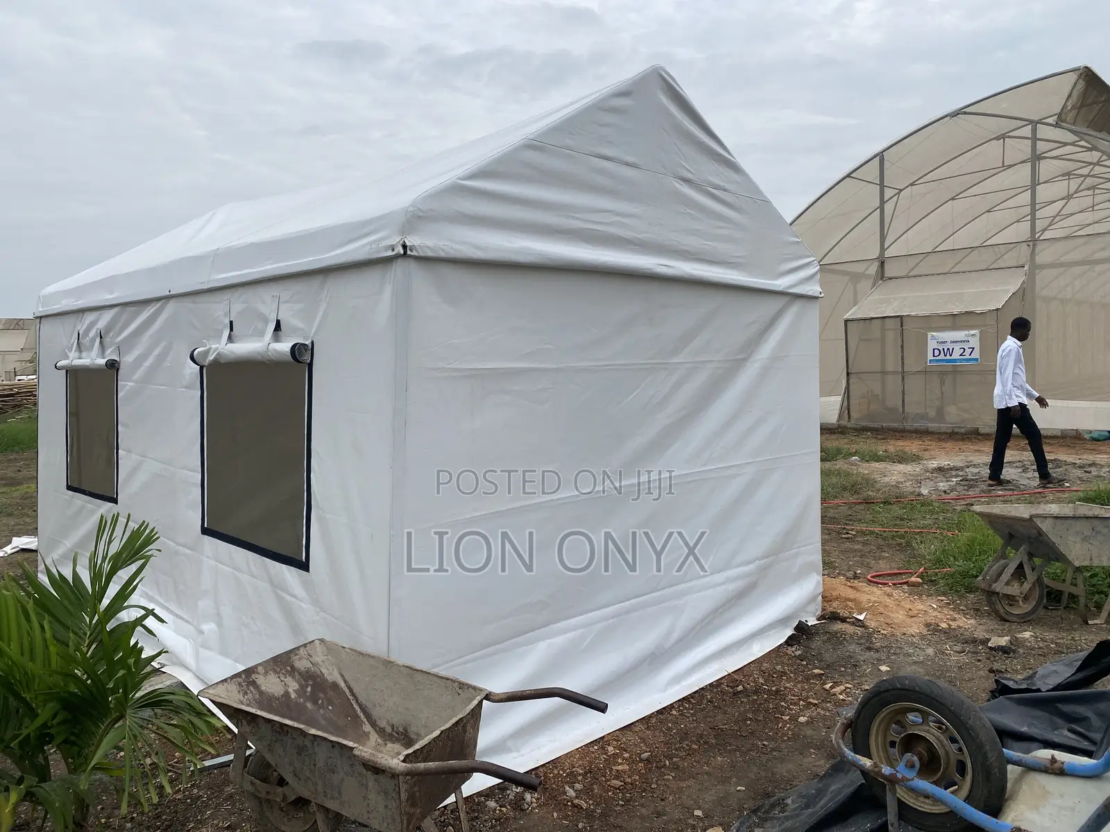 12x12 All Sides Covered