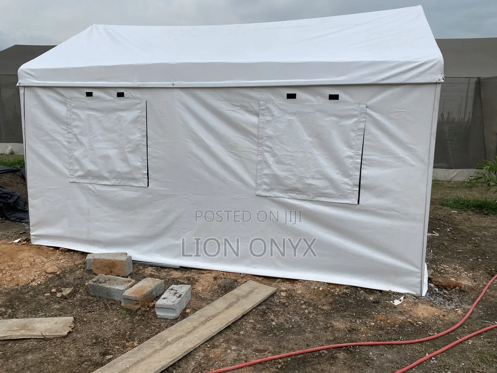 12x12 All Sides Covered